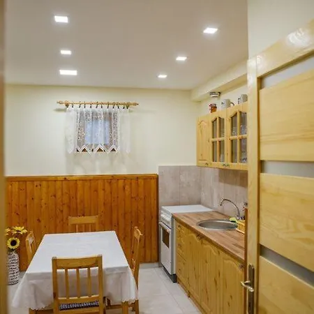 Biro Apartmanhaz Apartment