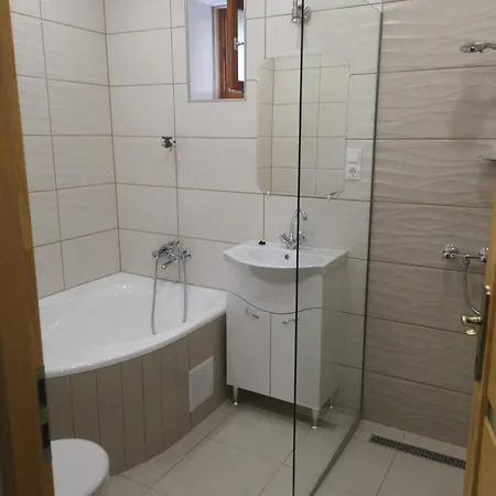 Biro Apartmanhaz